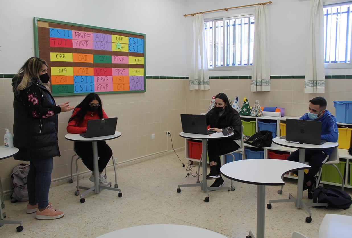 El IES Las Lagunas es reconocido con el distintivo EDIA por su