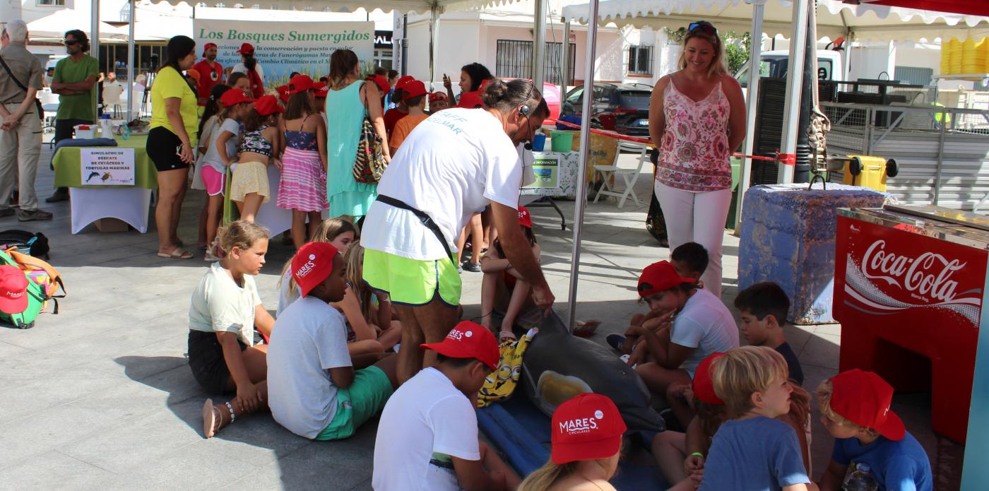 El Aula del Mar pone en valor las praderas de posidonias existentes en Mijas